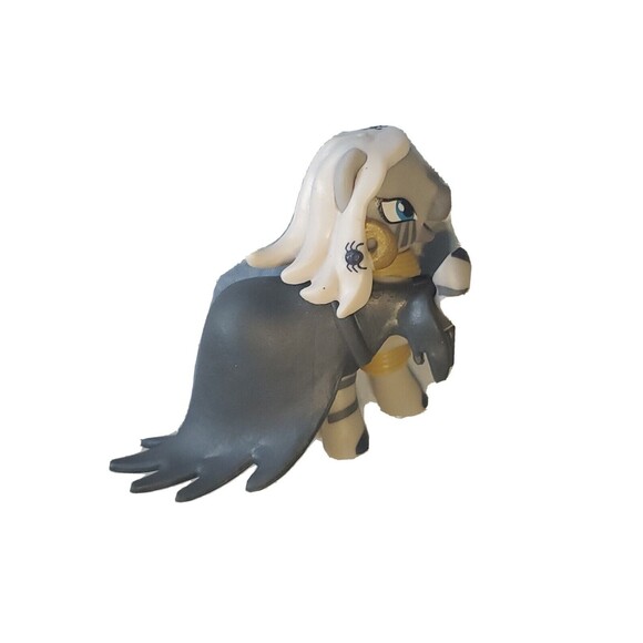My Little Pony G4 Zecora Nightmare Night Mini Figure With Cape - Picture 4 of 10